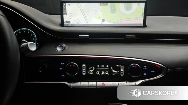 Genesis GV70 2023 Белый из Кореи, фото 5