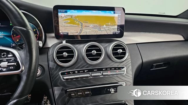 Mercedes-Benz C-Class W205 2021 Белый из Кореи, фото 5