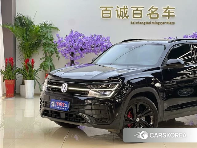 Volkswagen Tourang 2024 Черный из Китая, фото 5