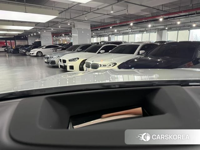 BMW X7 (G07) 2024 Белый из Кореи, фото 5