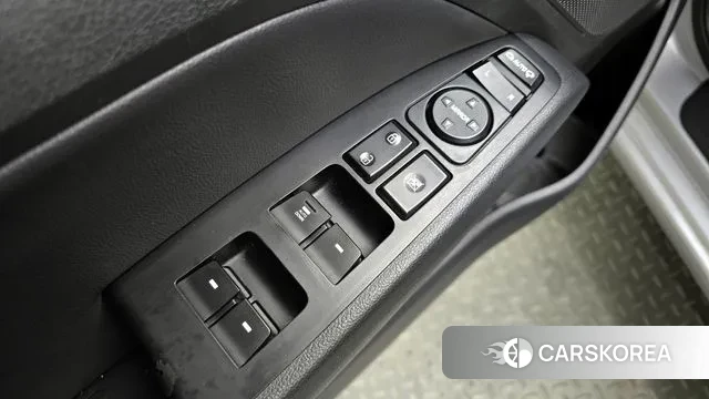 Hyundai Avante AD 2018 Серебристо-серый из Кореи, фото 5