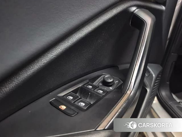 Volkswagen Sagitar 2023 Другой из Китая, фото 5