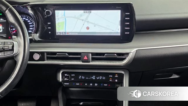 Kia K5 3rd generation 2022 Черный из Кореи, фото 5