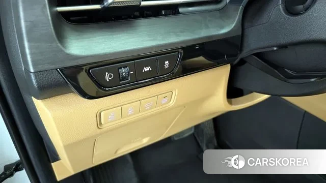 Kia Carnival 4th generation 2023 Белый из Кореи, фото 5