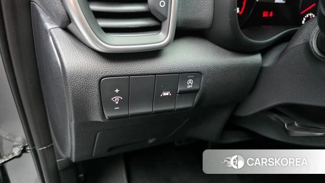 Kia Sportage The Bold 2021 Серебристо-серый из Кореи, фото 5