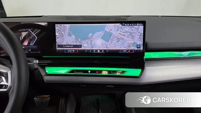 BMW 5 Series (G60) 2024 Белый из Кореи, фото 5