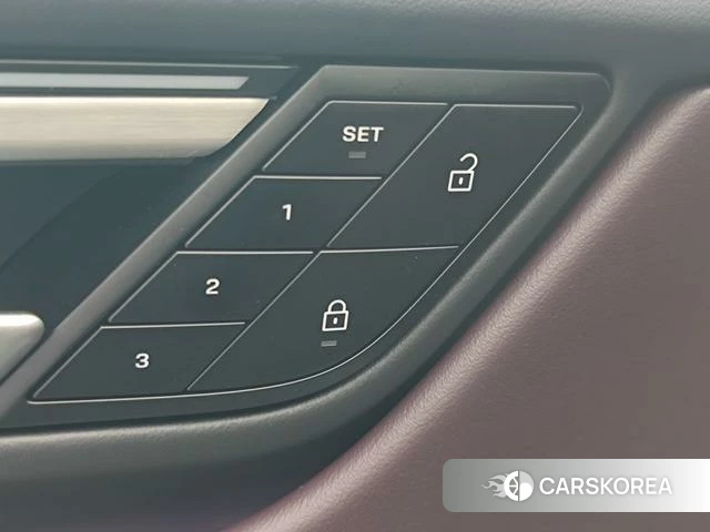 Porsche Macan EV 2025 Темно-серый из Китая, фото 5
