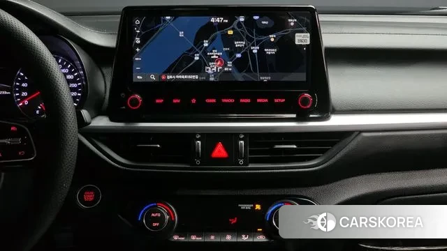 Kia The New K3 2nd generation 2023 Серебряный из Кореи, фото 5