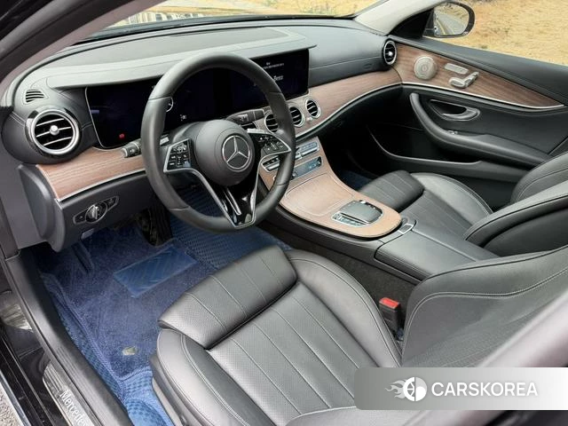Mercedes-Benz E-class 2022 Черный из Китая, фото 5