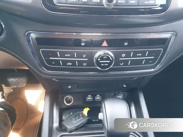 Ssangyong The New Rexton Sport 2023 Серебристо-серый из Кореи, фото 5
