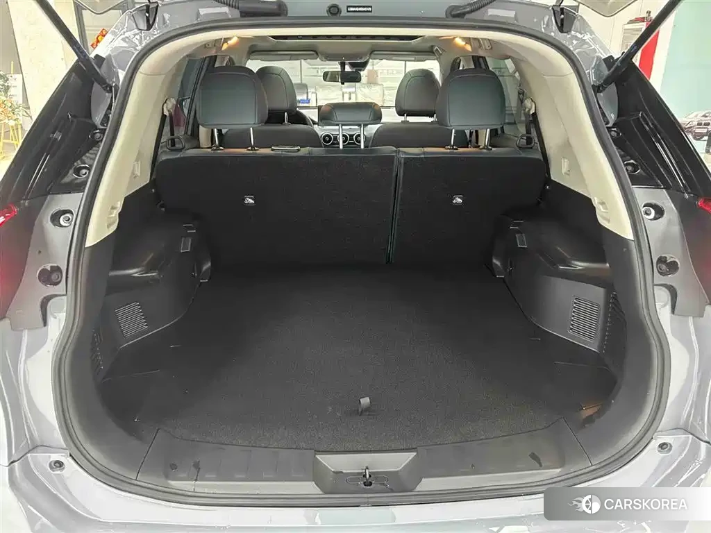 Nissan Qijun 2025 Silver/gray из Китая, фото 5