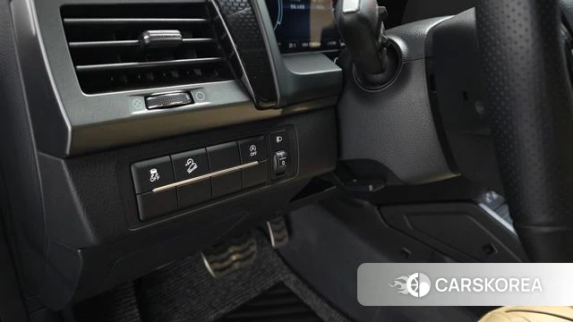 Ssangyong The New Rexton Sports Cannes 2022 Темно-зеленый из Кореи, фото 5