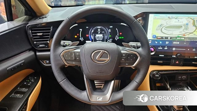 Lexus NX450h + 2nd generation 2026 Серый из Кореи, фото 5