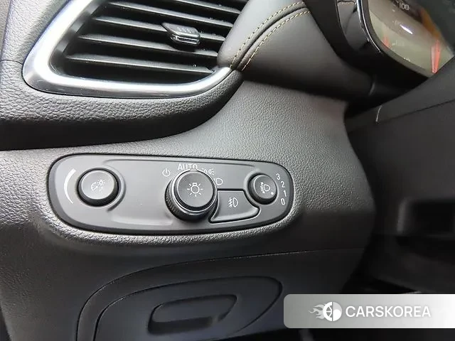 Chevrolet (GM Daewoo) The New Trax 2020 Черный из Кореи, фото 5