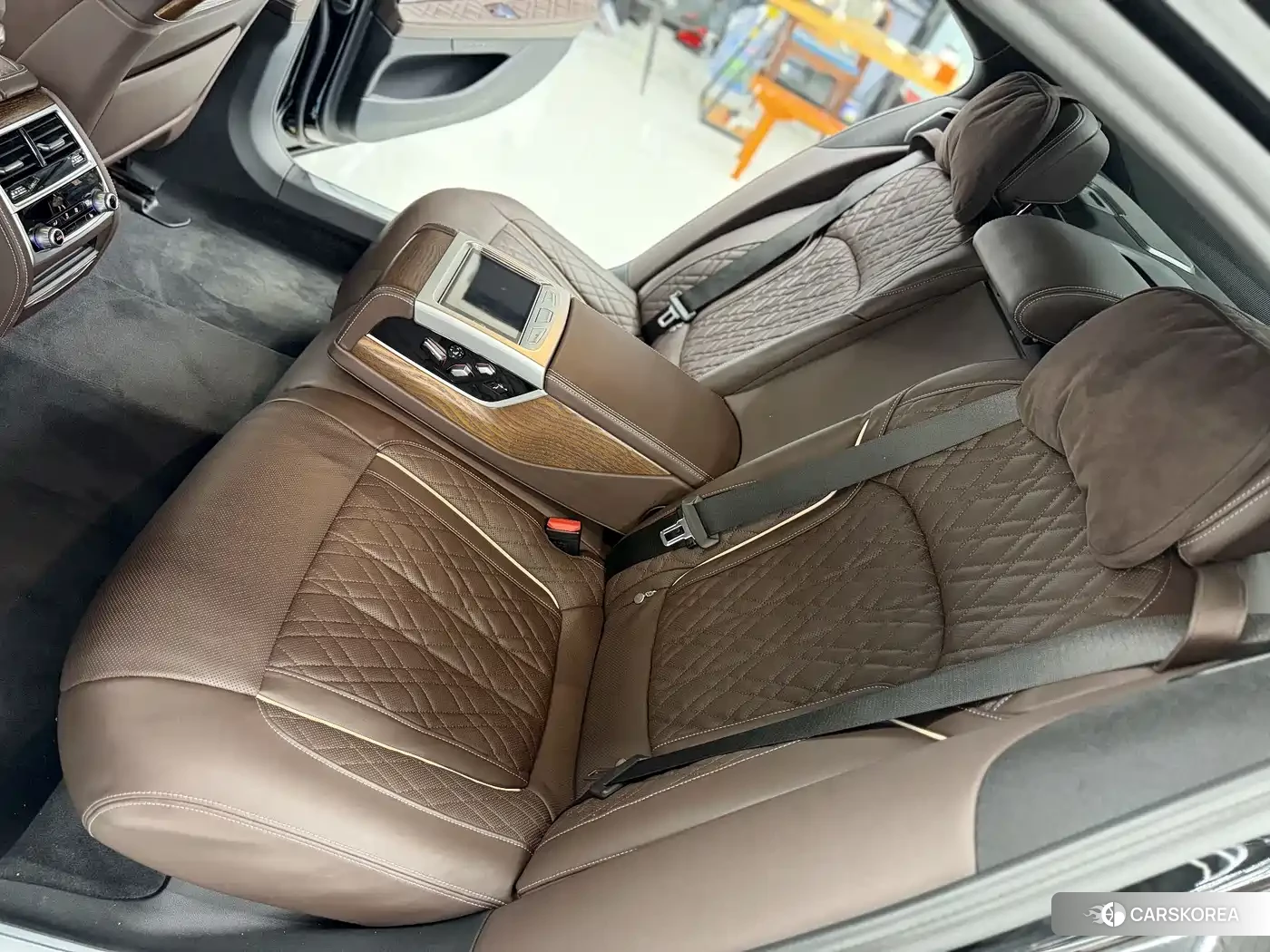 BMW 7 series 2022 Черный из Китая, фото 5