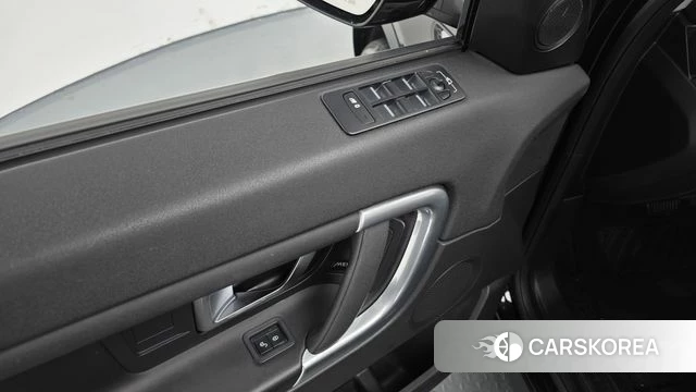 Land Rover Discovery Sports 2019 Черный из Кореи, фото 5