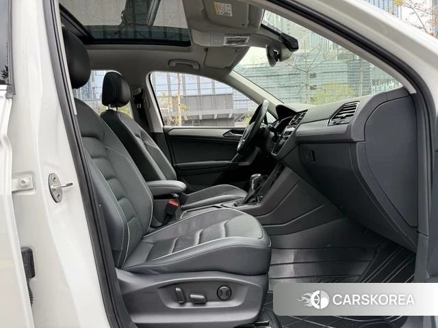 Volkswagen Tiguan L PHEV 2021 Белый из Китая, фото 5