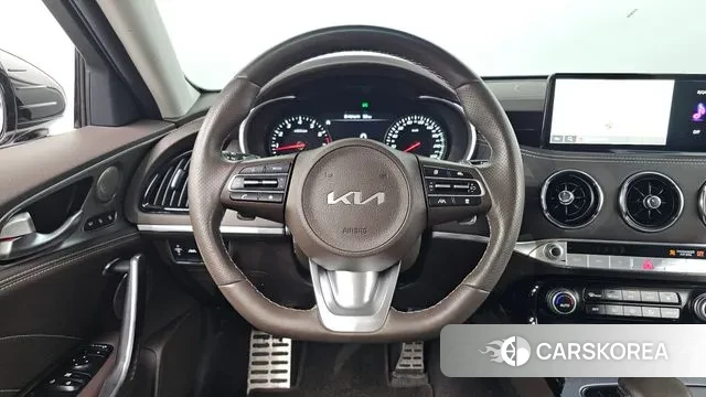 Kia Stinger Meister 2022 Белый из Кореи, фото 5