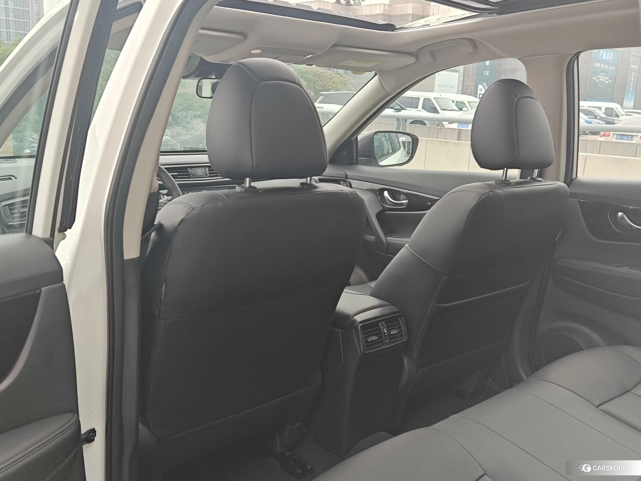 Nissan Qijun 2023 Белый из Китая, фото 5