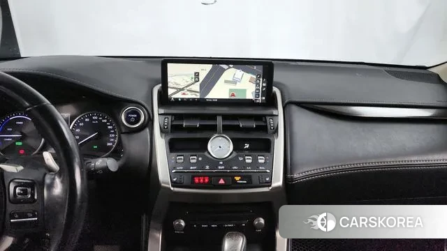 Lexus NX300h 2018 Белый из Кореи, фото 5