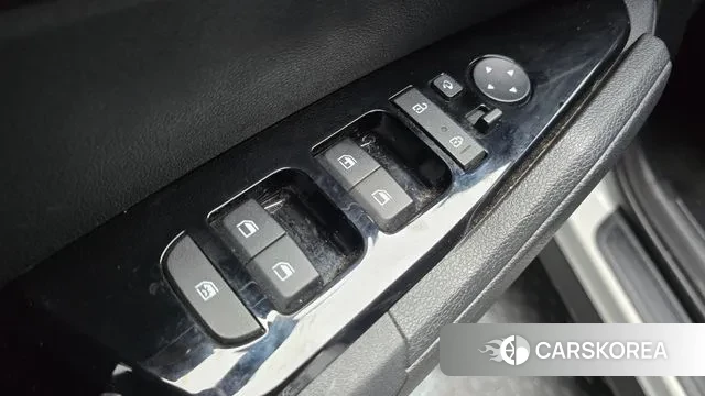 Kia Sportage 5th Generation 2022 Белый из Кореи, фото 5