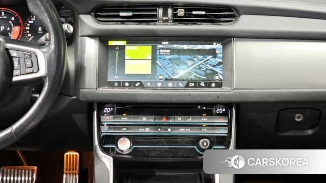 Jaguar XF (X260) 2018 Серый из Кореи, фото 5