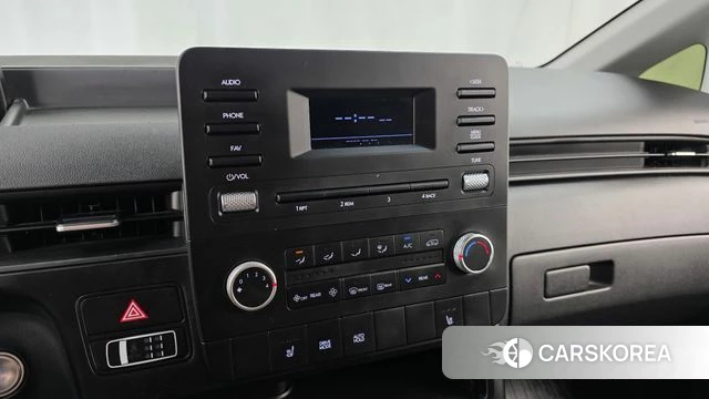 Hyundai Staria 2021 Белый из Кореи, фото 5