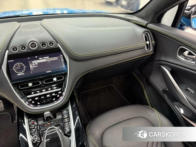 Aston Martin DBX 2023 Синий из Китая, фото 5