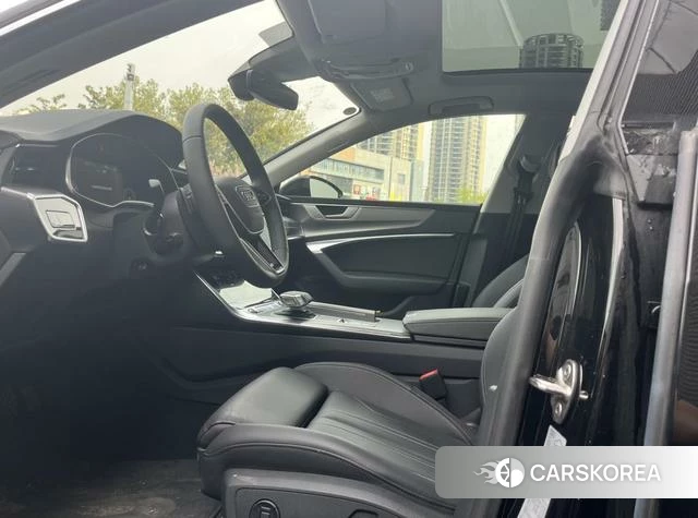 Audi A7 2025 Черный из Китая, фото 5
