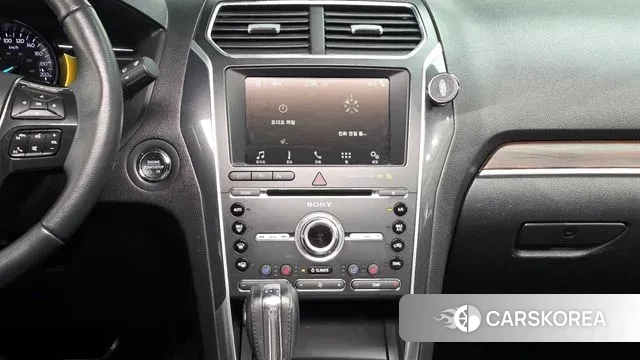 Ford Explorer 2018 Белый из Кореи, фото 5