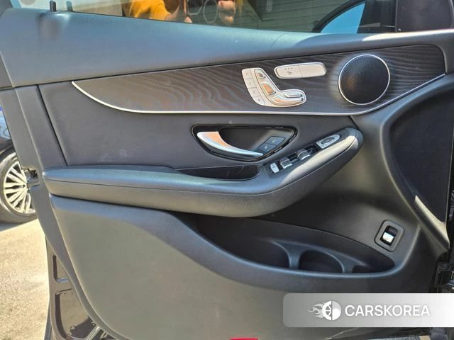Mercedes-Benz GLC-Class X253 2019 Черный из Кореи, фото 5