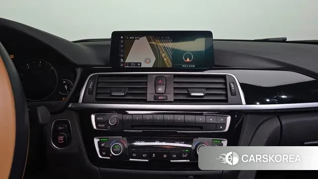 BMW 3 Series (F30) 2018 Белый из Кореи, фото 5