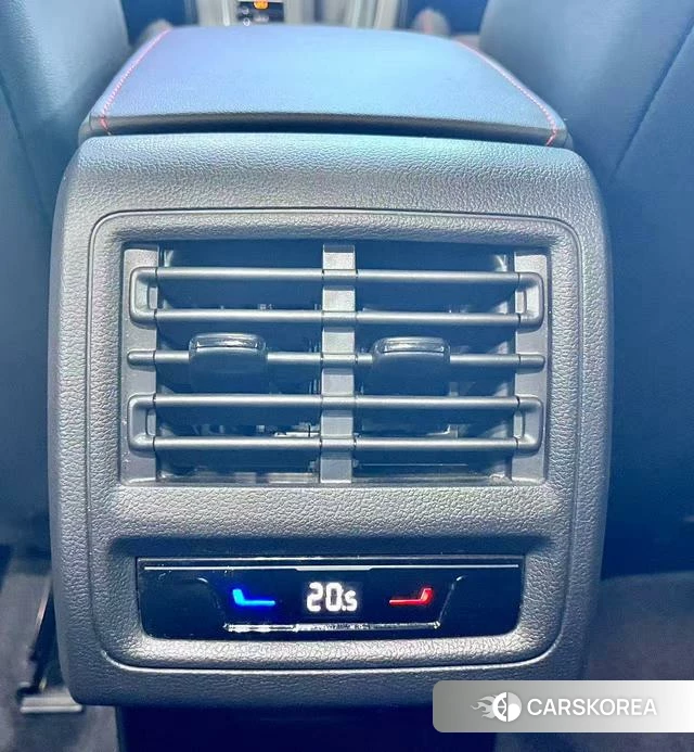 Volkswagen Golf GTI 2023 Черный из Китая, фото 5