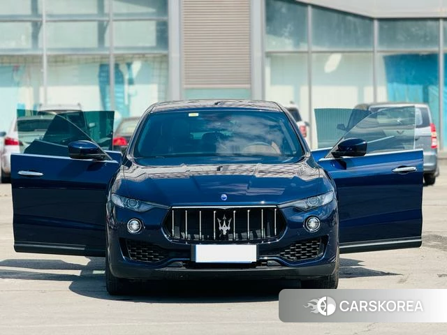 Maserati Levante 2018 Синий из Китая, фото 5