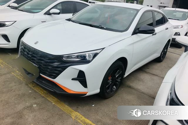Dongfeng Fengshen Yi Hyun 2023 Белый из Китая, фото 5