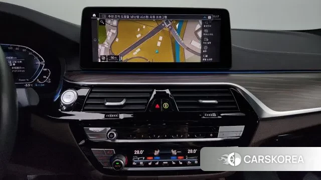 BMW 5 Series (G30) 2021 Синий из Кореи, фото 5