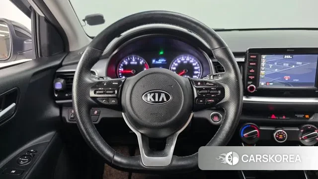 Kia Stonic 2019 Белый из Кореи, фото 5