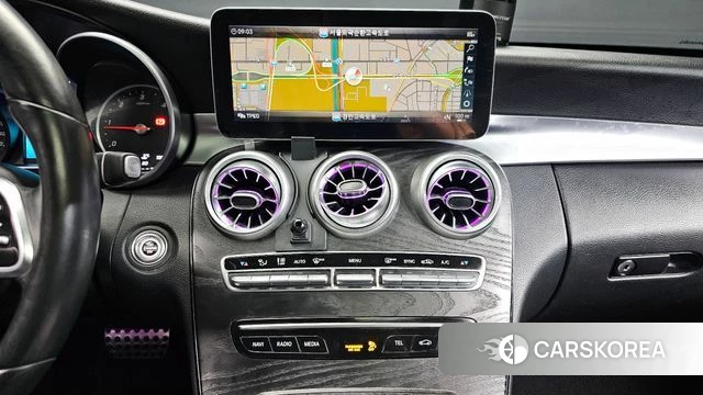 Mercedes-Benz C-Class W205 2019 Белый из Кореи, фото 5