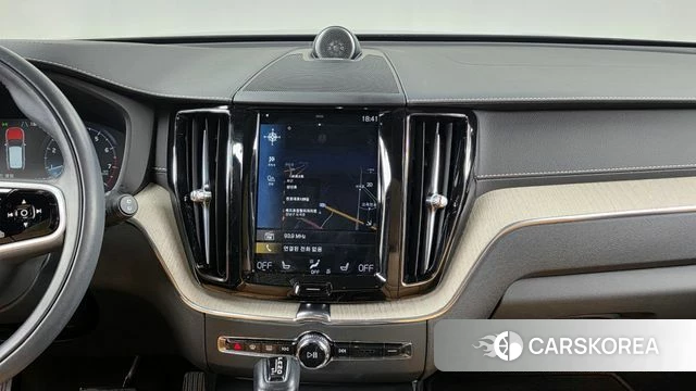 Volvo XC60 second Generation 2020 Черный из Кореи, фото 5