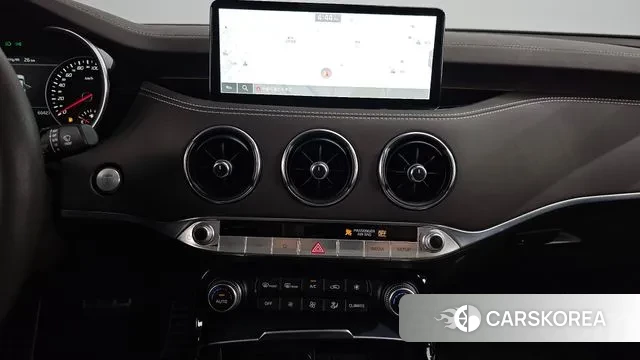 Kia Stinger Meister 2023 Белый из Кореи, фото 5