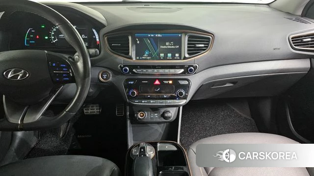 Hyundai Ionic Electric 2018 Серебристо-серый из Кореи, фото 5