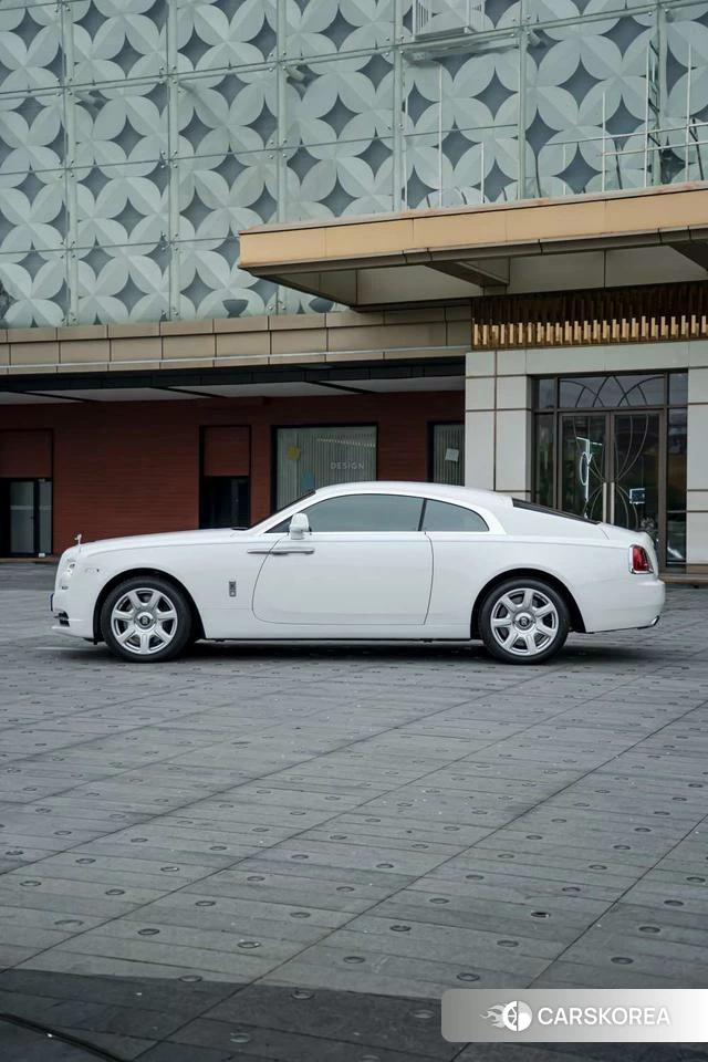 Rolls-Royce Phantom 2021 Белый из Китая, фото 5