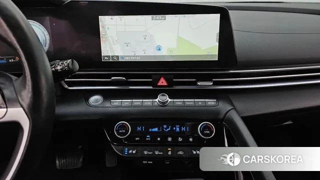 Hyundai Avante Hybrid (CN7) 2022 Белый из Кореи, фото 5