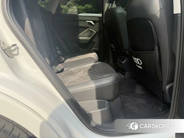 Audi Q3 2023 Белый из Китая, фото 5