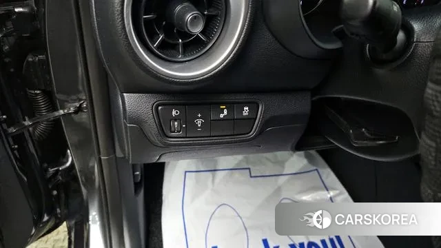 Kia The New K3 2nd generation 2022 Серый из Кореи, фото 5