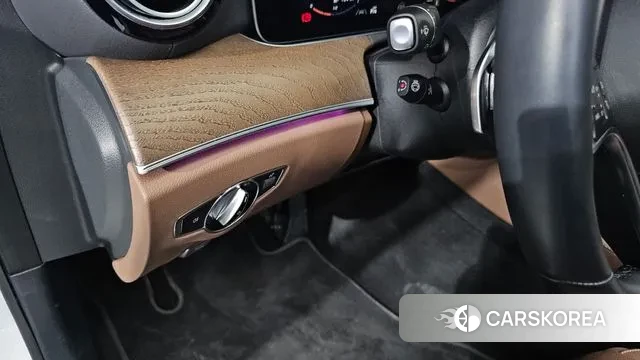 Mercedes-Benz E-Class W213 2022 Белый из Кореи, фото 5