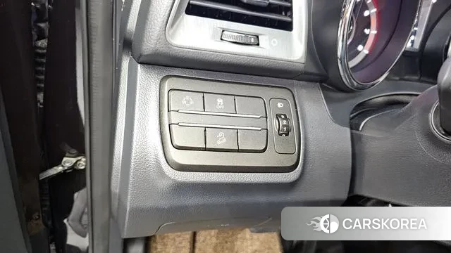 Ssangyong Tivoli Armor 2019 Черный из Кореи, фото 5