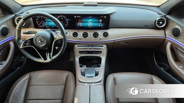 Mercedes-Benz E-Class W213 2022 Белый из Кореи, фото 5