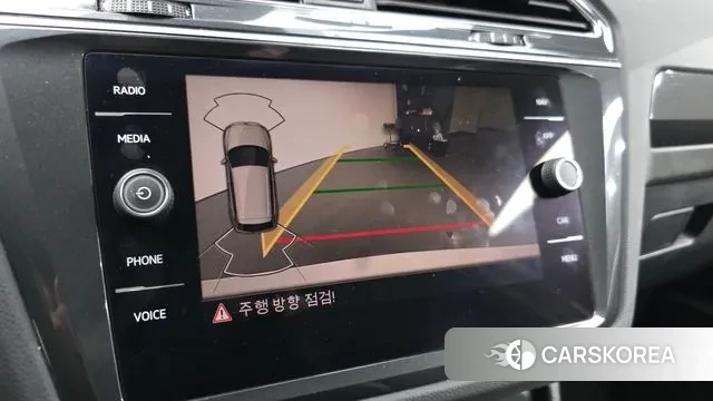 Volkswagen Tiguan second Generation 2021 Белый из Кореи, фото 5