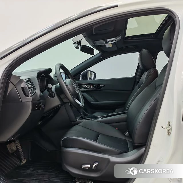 Mazda CX-4 2023 Белый из Китая, фото 5